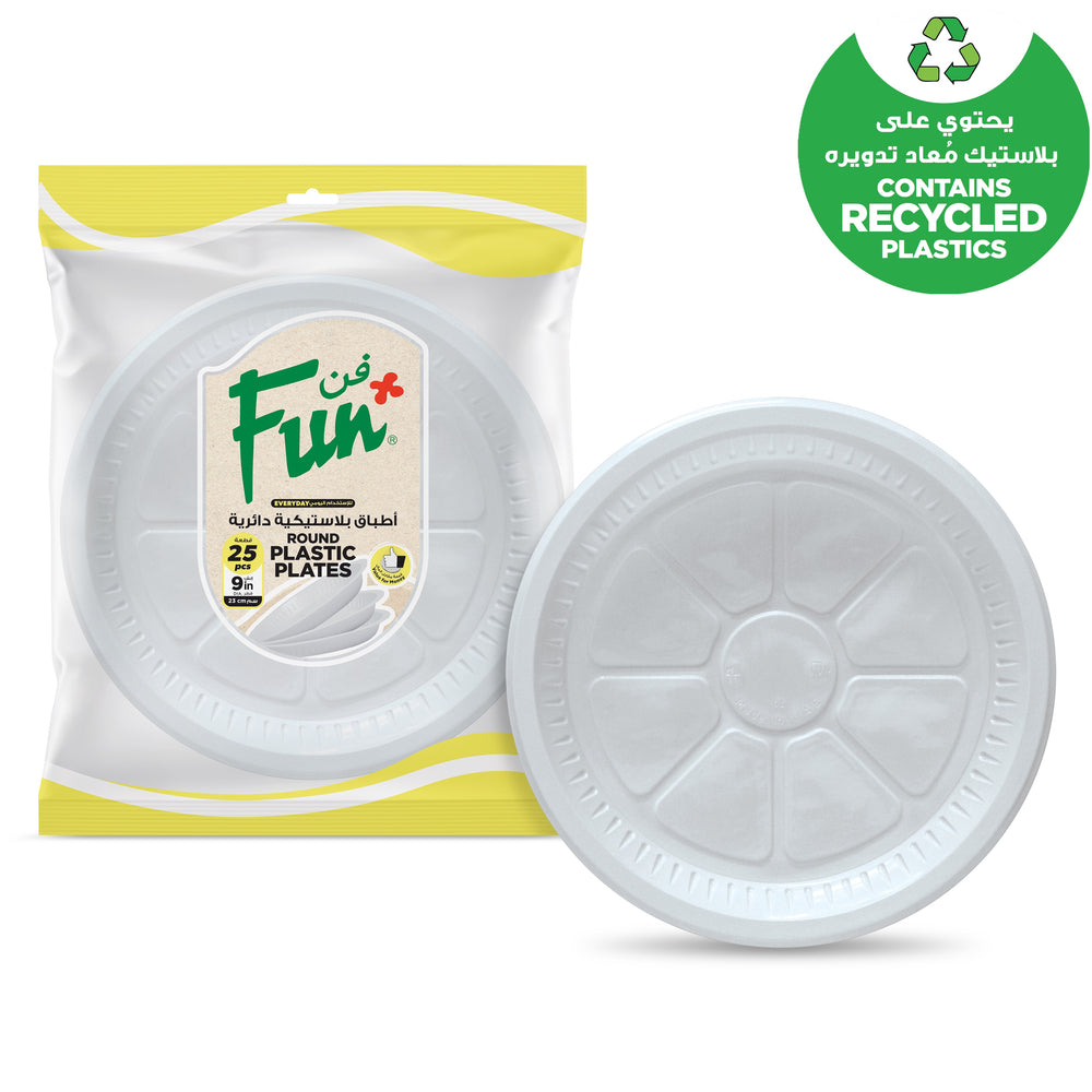Packaging of Fun brand plastic plates with a visible recycling label.