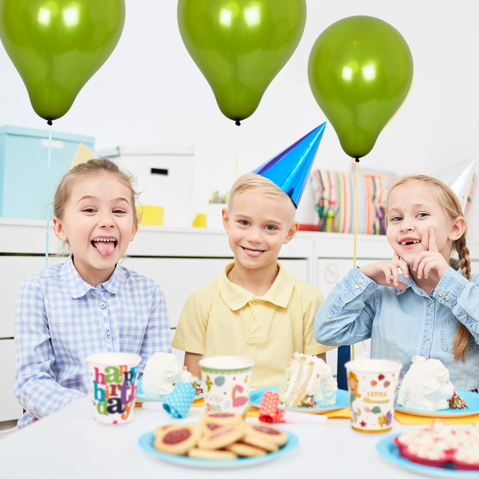 Fun Helium Balloon 10in - Metallic Light Green [P:15pcsx1pkt]